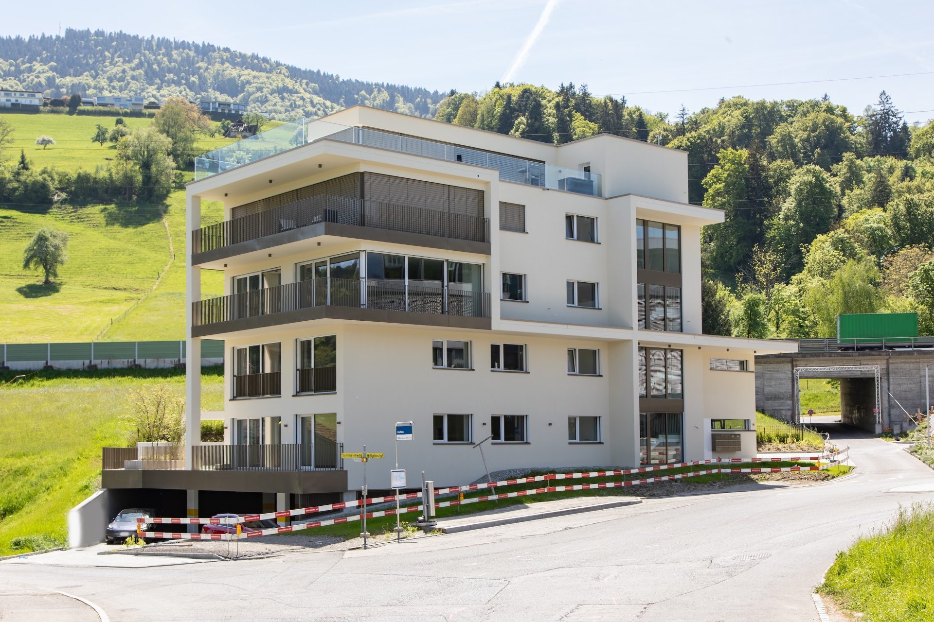 Small business building Halten, Image 1